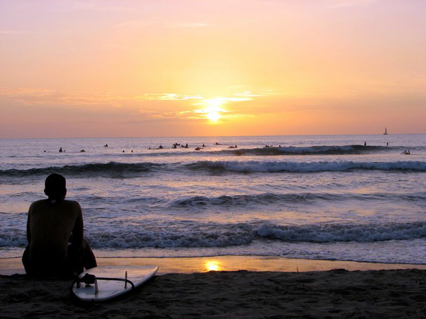 Tamarindo Surfing