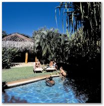 villa_pool.jpg